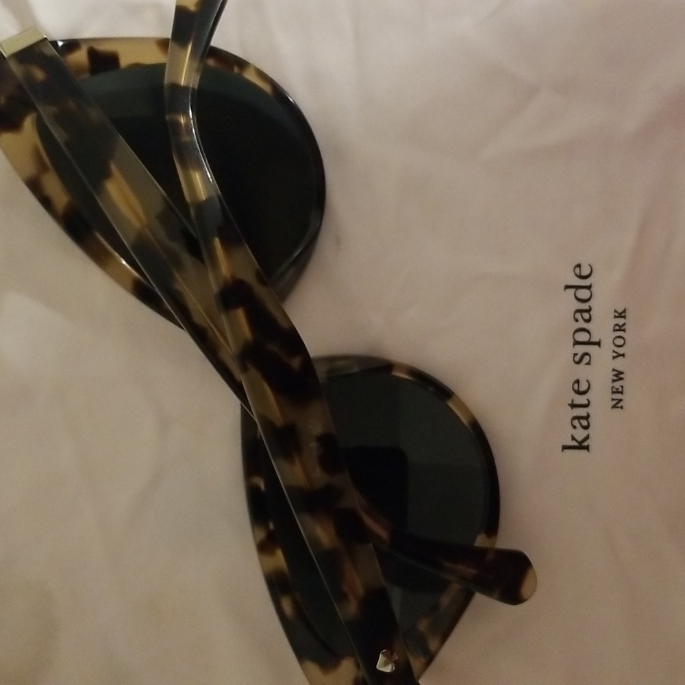 Kate Spade Sunglasses - Picture 5 of 6